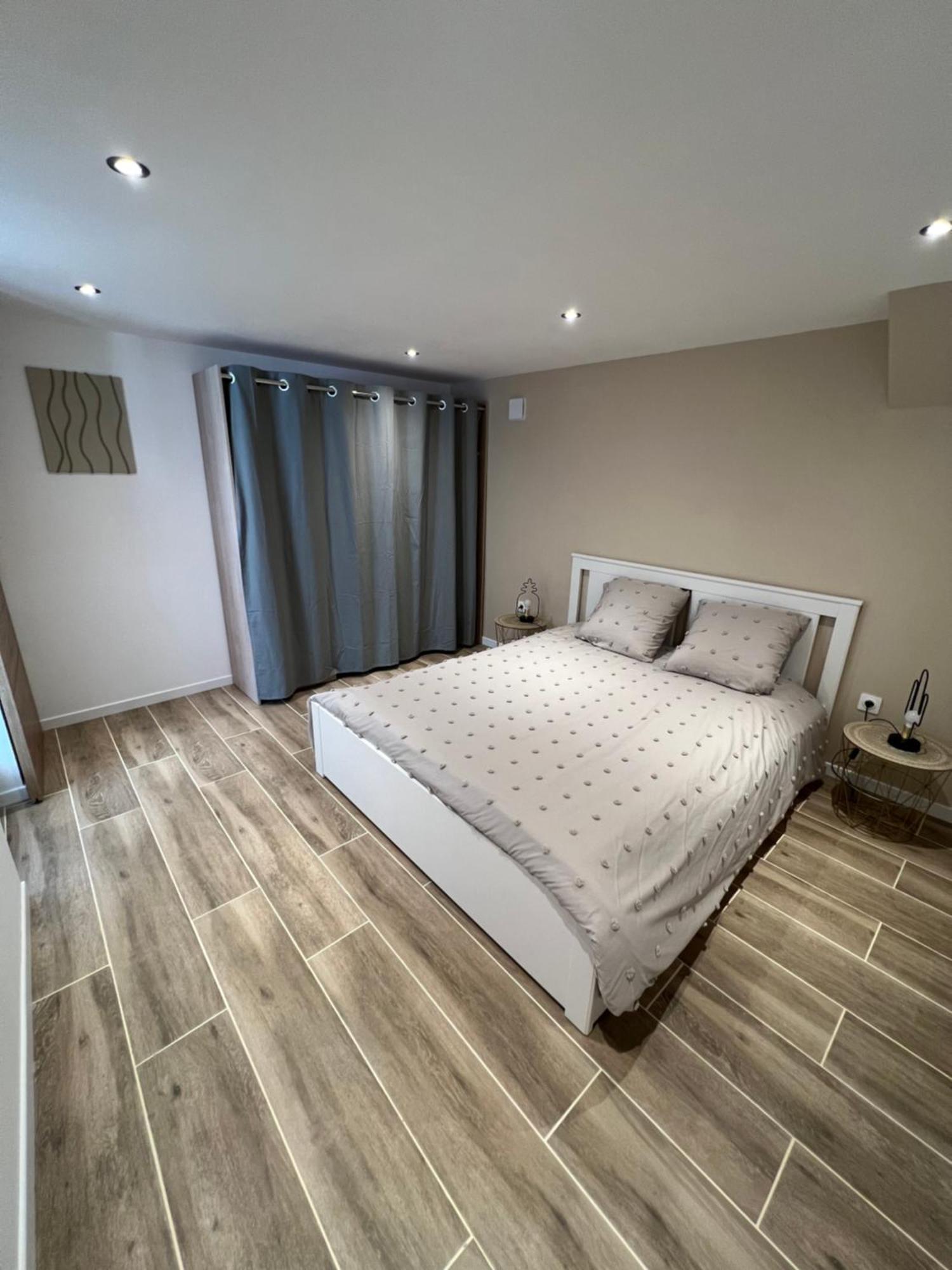Appartement T2 Avec Jardin Puget-sur-Argens Dış mekan fotoğraf